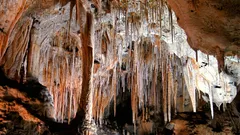 Grotte negli Stati Uniti che potrebbero nascondere segreti di vita aliena: cosa c’è al loro interno?