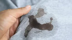 Come rimuovere qualsiasi macchia in 5 minuti: un metodo antico che batte i prodotti moderni